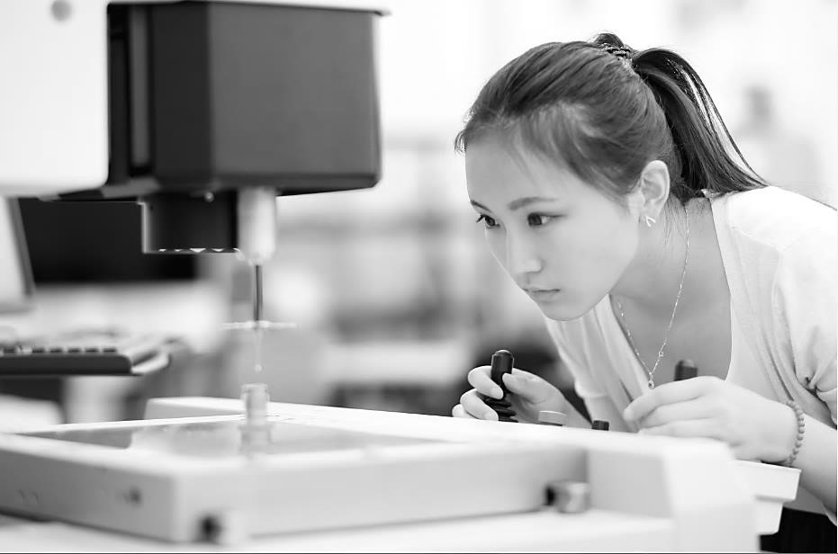 蔡司三坐標(biāo)測量技術(shù)優(yōu)勢解析 技術(shù)、精度與服務(wù)三維對(duì)比